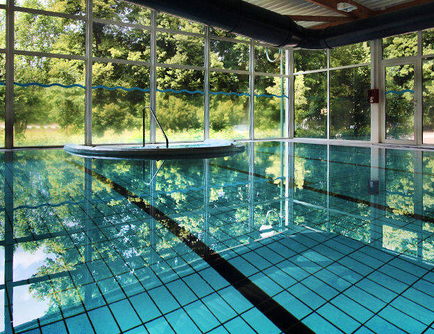 01.piscine-interieure-natural-spa